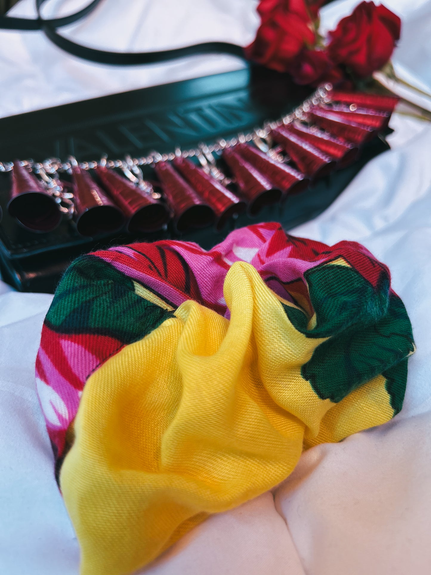44 cm Ruby Red Jingle Chain with Barbed Wire Charms & Saani Scrunchie
