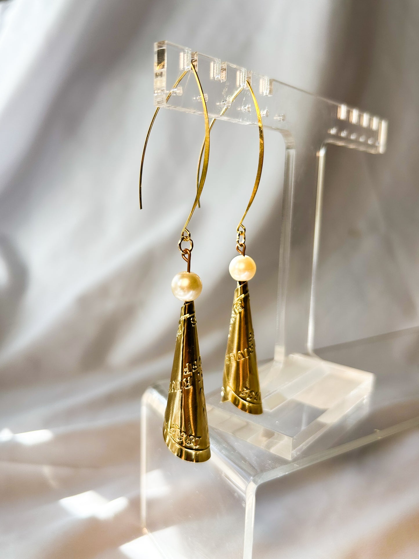 Minimalist Gold Long Hooks with Glass Pearl Bead