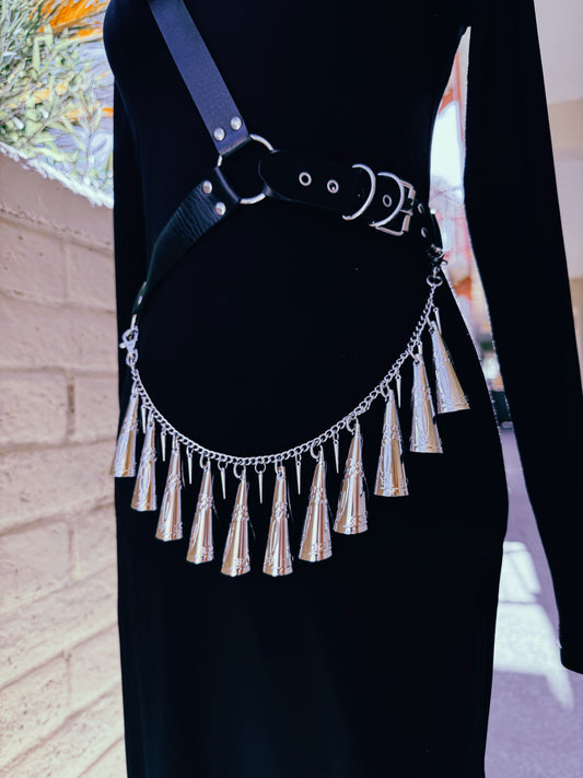 44cm Silver Chain with Silver Cones & Acrylic Silver Spikes